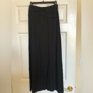 Studio M Classic Black Maxi Skirt, with comfort waistband,41”L,14 Waist,stretchy